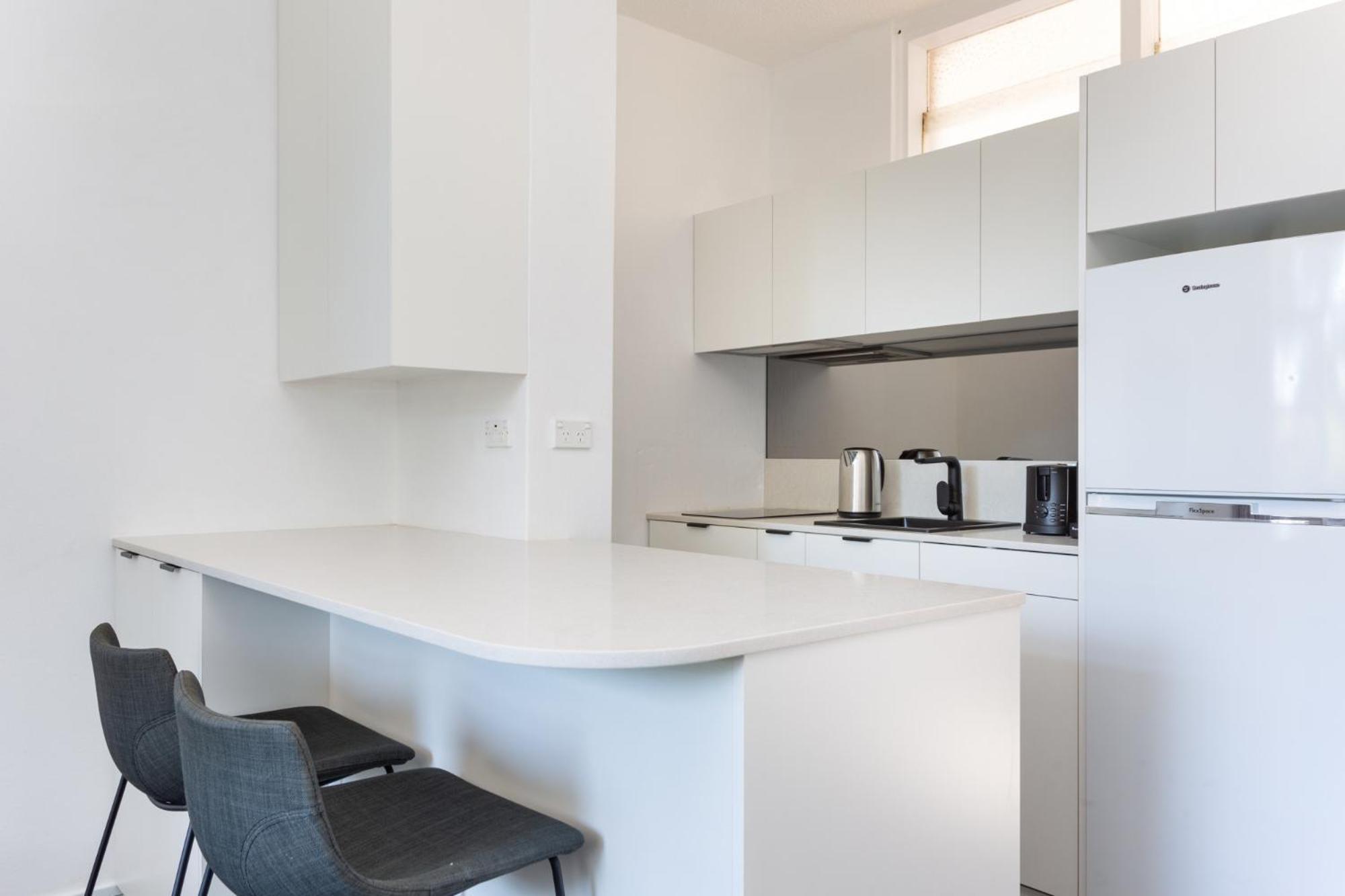 Apartment Comfy Balcony Near Parks Shopping & Dining Sydney